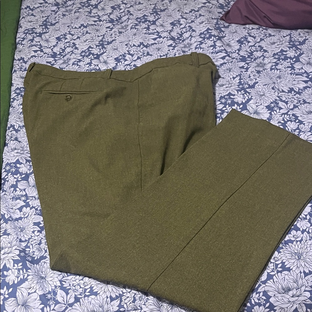 Women’s Dark Heather Gray Trousers